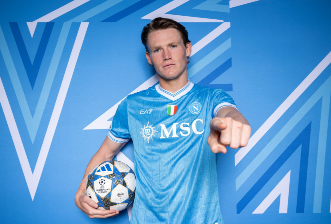 McTominay posa per la Champions League: sale l’attesa per il debutto! – GALLERY - immagine 5