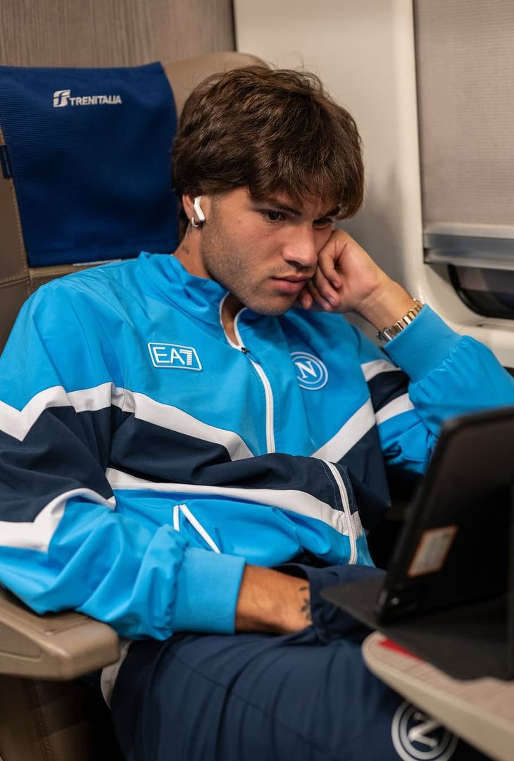 Manca sempre meno a Fiorentina-Napoli: gli azzurri di mister Conte in partenza - immagine 5