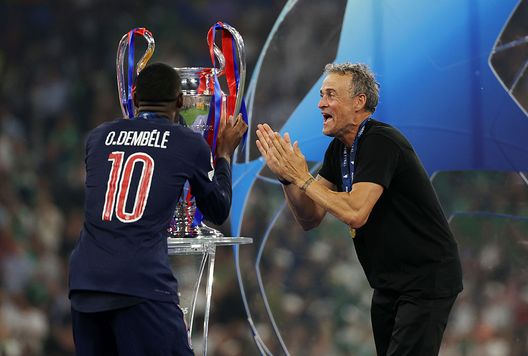 Monaco, Germania - 31 maggio 2025: Ousmane Dembélé e Luis Enrique col trofeo della Champions League. (Foto do Carl Recine/Getty Images) Psg, Luis Enrique: “Abbiamo fatto un ottimo lavoro. Xana sempre con me”- immagine 4