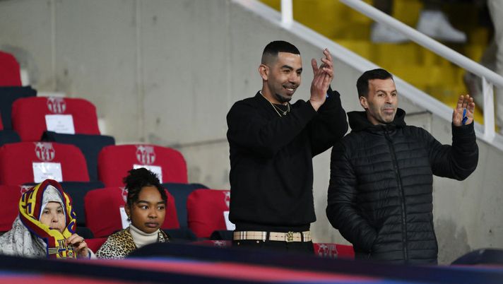 padre-lamine-yamal-difende-figlio-festa-18-anni-barcellona-spagna