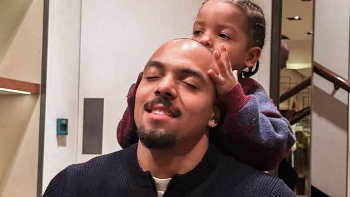 Malen, il tenero scatto per festeggiare il compleanno del figlio Adonis – FOTO - immagine 1