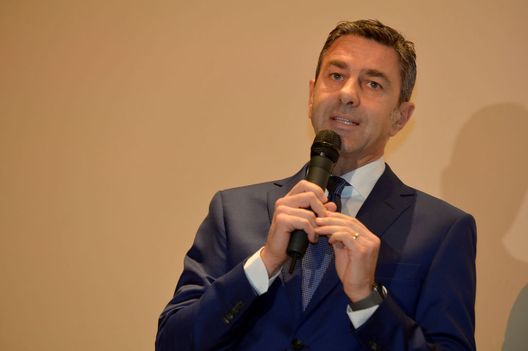 Costacurta avvisa: 'Il Milan deve puntare a non perdere con la Juventus' (Foto di Marco Rosi/Getty Images) Costacurta