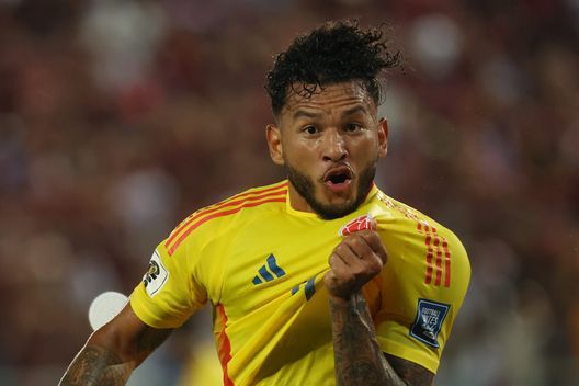 Sporting e Benfica, un volo condiviso per riportare Suarez e Rios in Portogallo- immagine 2