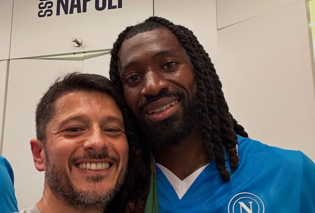 GALLERY La festa nello spogliatoio del Napoli: gli scatti dello staff azzurro - immagine 17