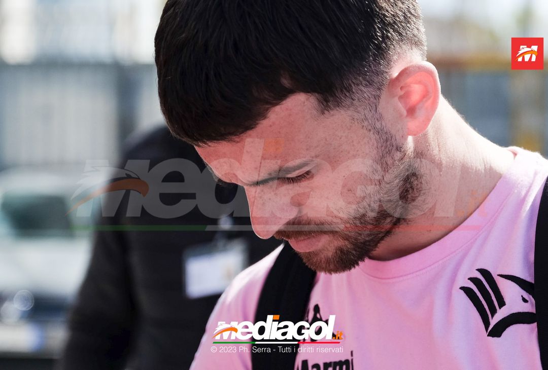 FOTO Cittadella-Palermo, la squadra in partenza dal “Renzo Barbera” (GALLERY) - immagine 3