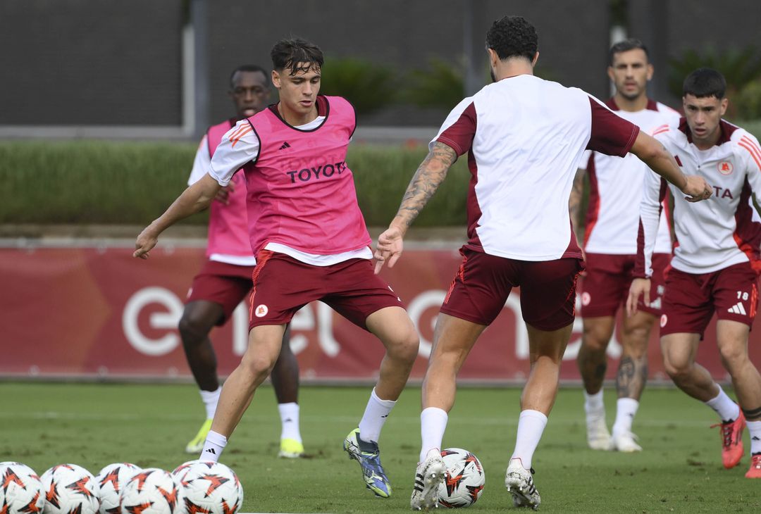 Trigoria, la ripresa degli allenamenti in vista della Dinamo Kiev – FOTO GALLERY - immagine 9