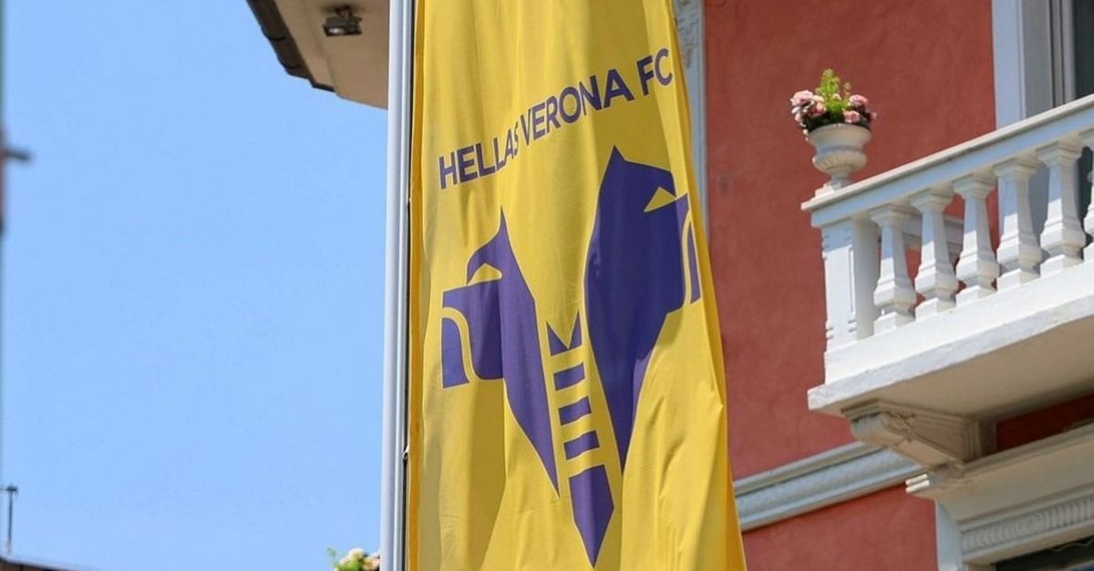 Verona A Primiero Le Amichevoli I Biglietti Hellas