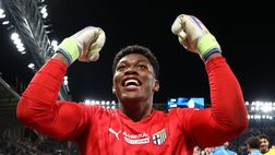 Parma, Suzuki operato: per il portiere intervento alla mano, ecco quanto starà fuori