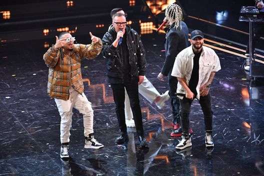 Getty Images Gigi D’Alessio: “L’IA distruggerà i giovani autori. Una macchina non ha emozioni. Che fine…”- immagine 2