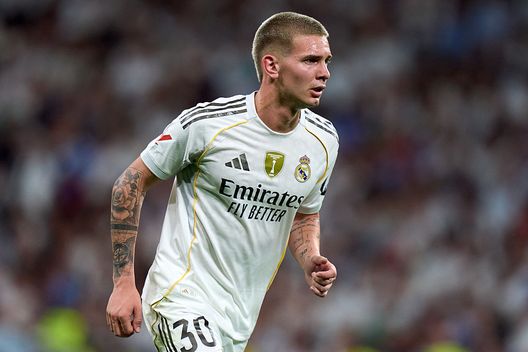 Argentina, Pekerman incorona Mastantuono: “Farà la storia. Nuovo Messi? Non lo so, ma ha qualcosa di speciale”- immagine 2