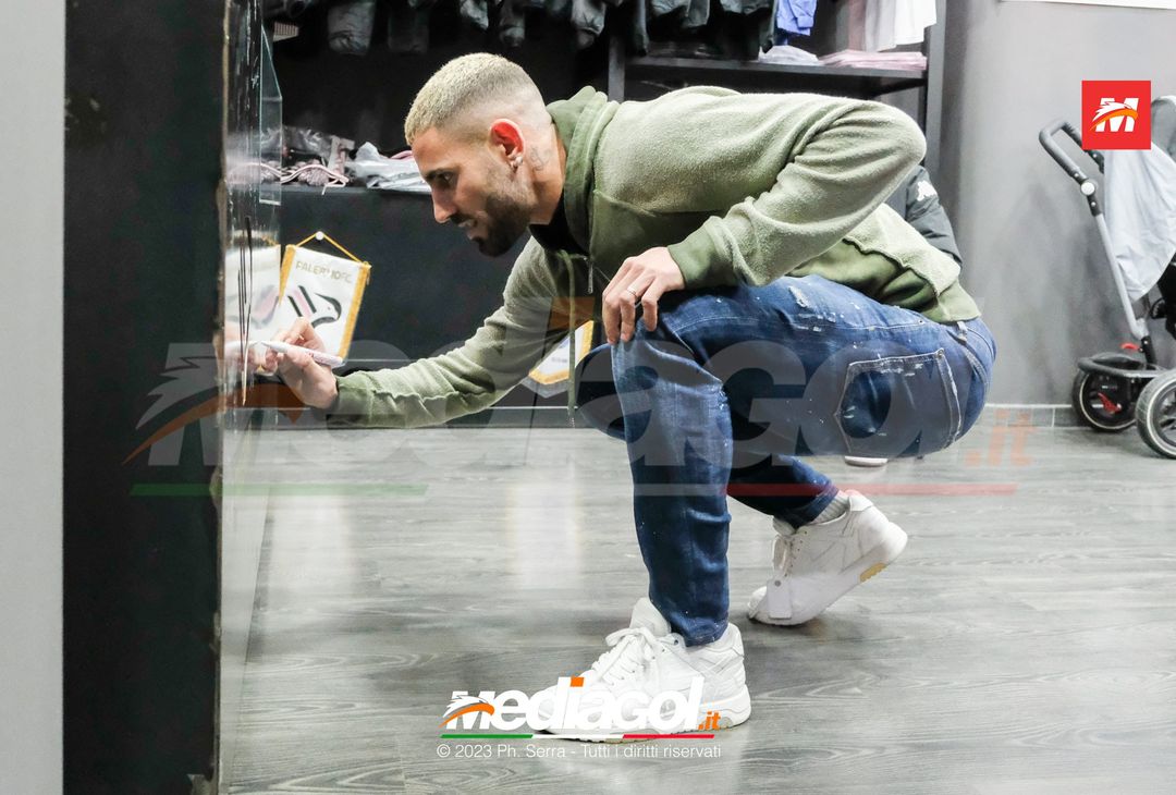 FOTO PALERMO, ufficiale Tutino: l’ex Parma al Barbera per la firma (Gallery) - immagine 16