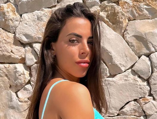 Lady Sensi ai fan: “Io sempre imbronciata? Non so perché. Reality? Sogno di partecipare a…”  Lady Sensi ai fan: “Io sempre imbronciata? Non so perché. Reality? Sogno di partecipare a…” - immagine 1