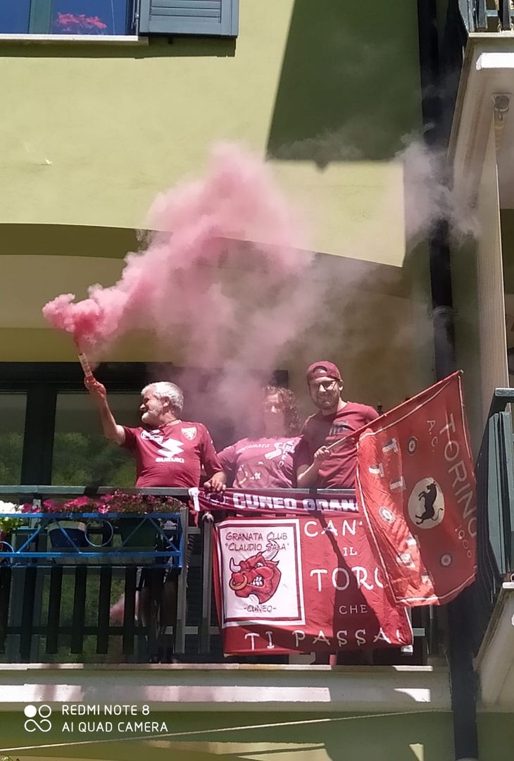 Fotogallery 3 – Il 4 maggio a casa, le foto dei tifosi granata - immagine 53
