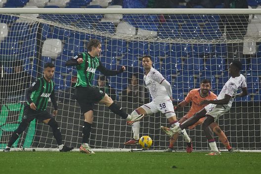 Kayode sbaglia, poi la Fiorentina domina ma non produce nemmeno un tiro- immagine 2