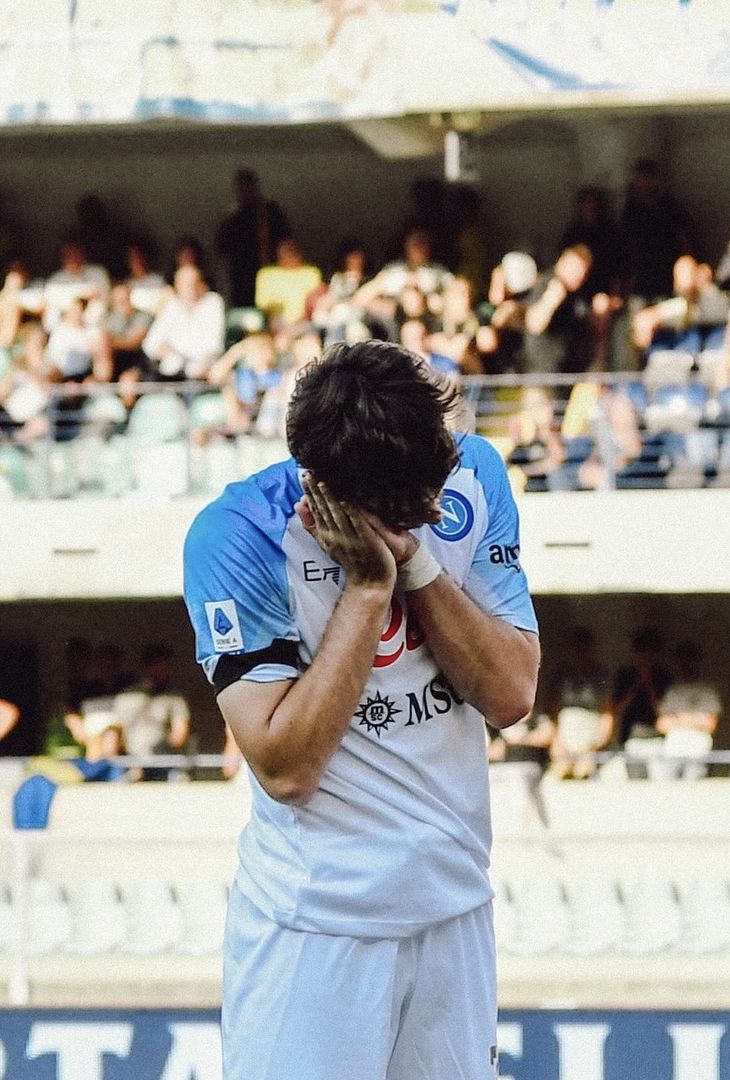 GALLERY  Il Napoli ricorda le sfida a Verona: gli scatti del Bentegodi- immagine 1