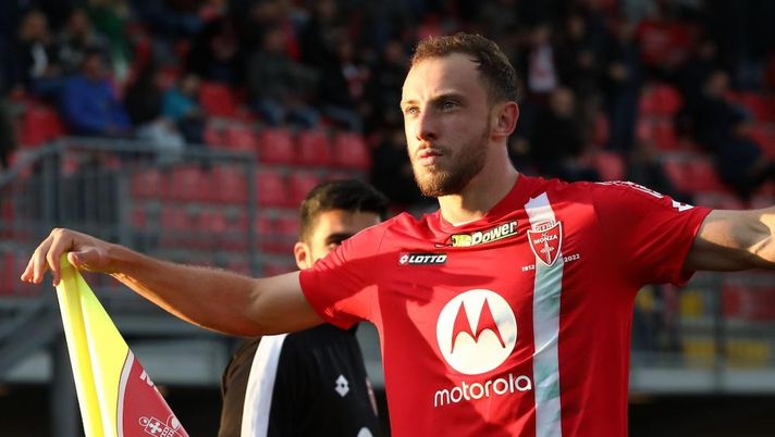 Inter, scatto mancino: ecco Carlos Augusto, Juve beffata. Le cifre dell’affare - immagine 1