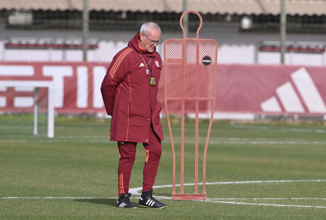 Trigoria, il primo allenamento in vista del Bologna dopo il derby – FOTO GALLERY - immagine 13