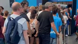 Castel di Sangro, tifosi in delirio: fila lunghissima allo store del Napoli