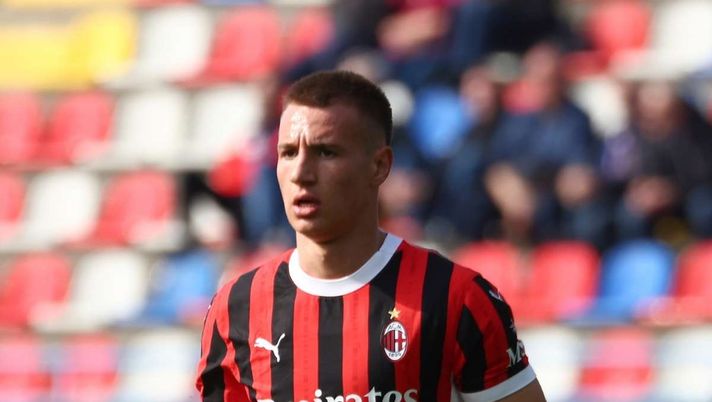 L'ex Milan Futuro Longo: 'Camarda? La gestione poteva essere migliore'