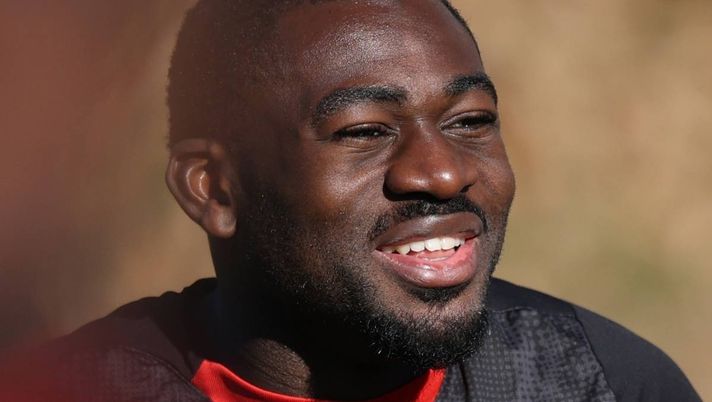 Youssouf Fofana (centrocampista AC Milan), qui durante un allenamento con i rossoneri a Milanello | Milan News (Getty Images) Milan, Fofana fuori per infortunio: nessun rischio verso Sassuolo. Le ultime novità