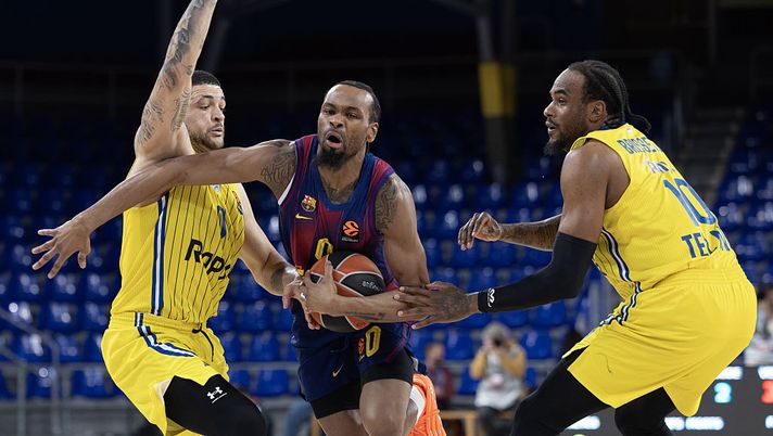 BARCELONA, SPAIN - JANUARY 06: Kevin Punter, #0 of FC Barcelona in action during the EuroLeague Regular Season Round 20 match between FC Barcelona and Maccabi Rapyd Tel Aviv at Palau Blaugrana on January 06, 2026 in Barcelona, Spain. (Photo by Rodolfo Molina/Euroleague Basketball via Getty Images) Barcellona-Partizan: dove vedere l’Eurolega in Streaming e in Tv - immagine 1