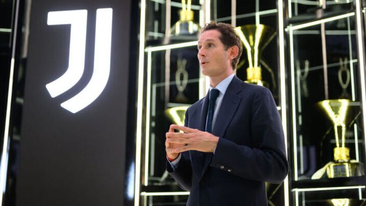 TURIN, ITALY - OCTOBER 9: John Elkann during the Trophies Temple Opening at Jmuseum on October 9, 2023 in Turin, Italy. (Photo by Daniele Badolato - Juventus FC/Juventus FC via Getty Images) Elkann: “Con Motta nuova generazione alla Juve: è la persona di cui abbiamo bisogno” - immagine 1