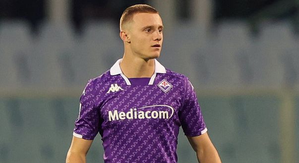 La difesa a tre della Fiorentina. Alla fine, dentro anche Mina- immagine 2