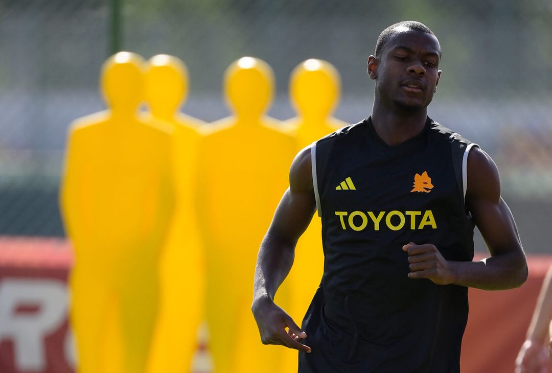 La Roma prosegue la preparazione a Trigoria: Matic e Dybala a parte – FOTO GALLERY - immagine 43