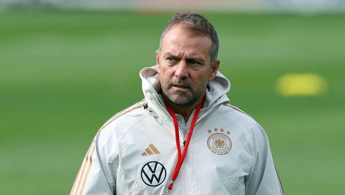 Il fratello di Kroos contro il ct Flick: “Situazione tragica, non è l’allenatore giusto in questo momento” Il fratello di Kroos contro il ct Flick: “Situazione tragica, non è l’allenatore giusto in questo momento” - immagine 1