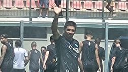 Calciomercato Torino, Simeone saluta i tifosi del Napoli dopo l’allenamento (VIDEO)