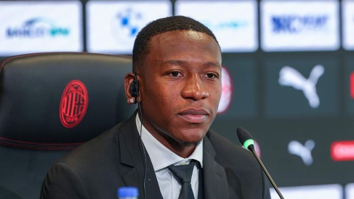 Pervis Estupinan AC Milan conferenza stampa