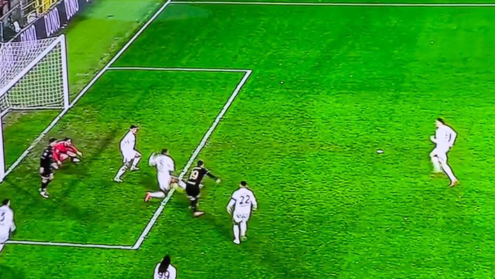 VIDEO Genoa-Napoli 1-2, i rossoblù accorciano le distanze: Pinamonti supera Meret - immagine 1