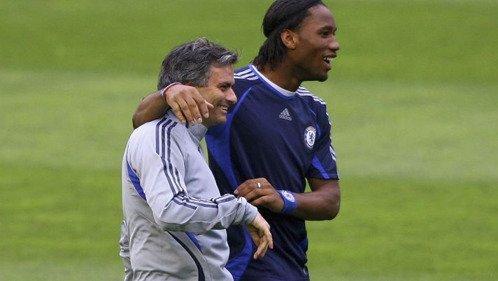 Drogba difende Mourinho: “Come può mio “papà” essere razzista? Lo conosco e…” - immagine 1