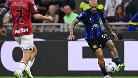 MILAN, ITALY - SEPTEMBER 16: Federico Dimarco of FC Internazionale in action during the Serie A TIM match between FC Internazionale and AC Milan at Stadio Giuseppe Meazza on September 16, 2023 in Milan, Italy. (Photo by Mattia Ozbot - Inter/Inter via Getty Images)