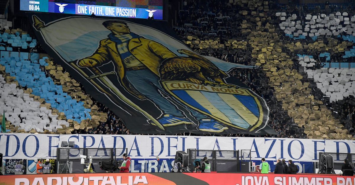 Lazio, la protesta dei tifosi continua: poco più di mille biglietti venduti
