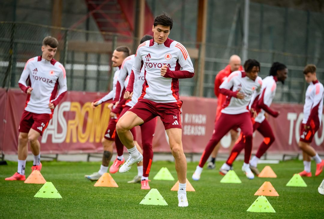 Roma, l’allenamento a due giorni dal derby – FOTOGALLERY - immagine 8