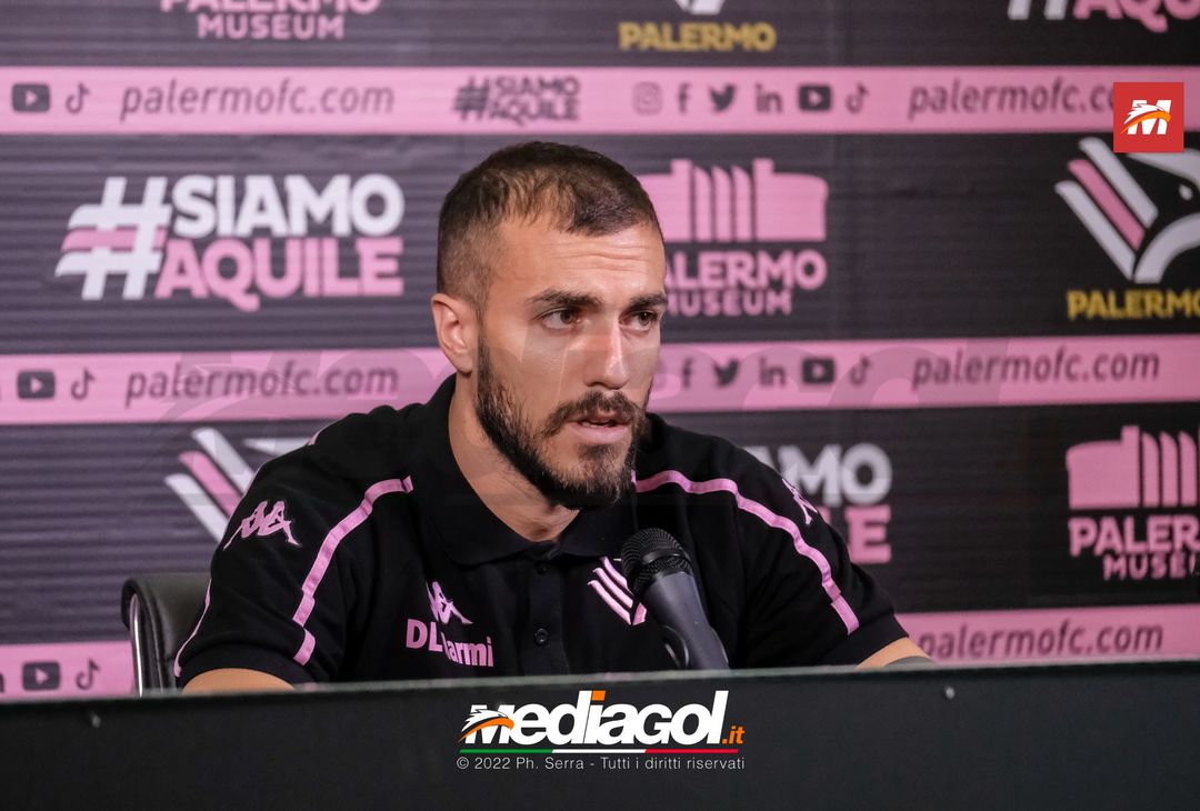 FOTO RITIRO PALERMO, la conferenza stampa di Nicola Valente (Gallery) - immagine 15