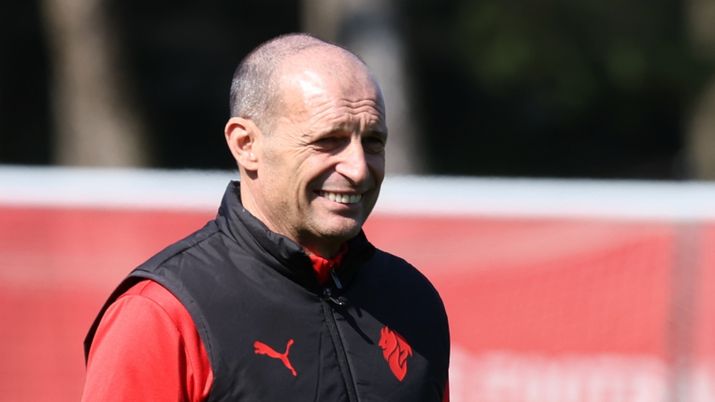 Massimiliano Allegri (allenatore AC Milan), qui durante una seduta di allenamento con i rossoneri a Milanello | Milan News (Getty Images) Milan-Torino, le probabili formazioni: due rientri per Allegri. Ma anche un'assenza importante