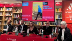 Roma, Galleria Alberto Sordi: ecco il libro su Allegri, a corto muso