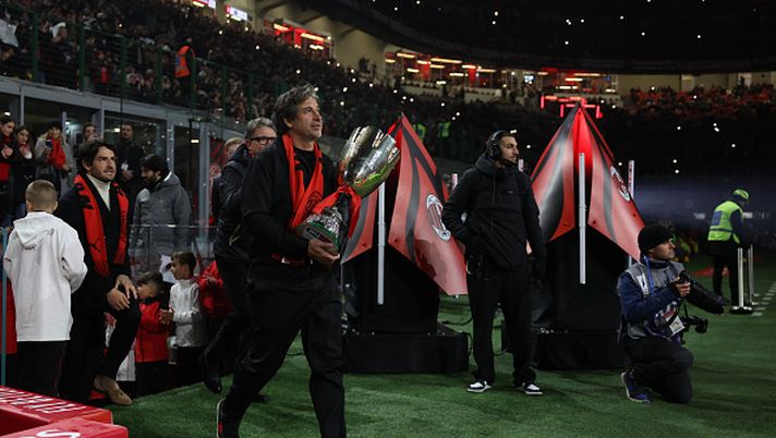 MILAN, ITALY - DECEMBER 15:  Demetrio Albertini celebrates 125 years of Milan before the Serie A match between AC Milan and Genoa at Stadio Giuseppe Meazza on December 15, 2024 in Milan, Italy. (Photo by Claudio Villa/AC Milan via Getty Images)  Lutto per Demetrio Albertini: è mancata Giuseppina, la sua mamma - immagine 1