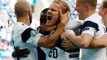 SAINT PETERSBURG, RUSSIA - JUNE 16: Joel Pohjanpalo of Finland celebrates a goal which is later disallowed by VAR for offside during the UEFA Euro 2020 Championship Group B match between Finland and Russia at Saint Petersburg Stadium on June 16, 2021 in Saint Petersburg, Russia. (Photo by Anatoly Maltsev - Pool/Getty Images)
