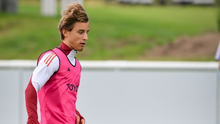 Si cerca una squadra per Smalling. Bove verso il Nottingham Forest - immagine 1