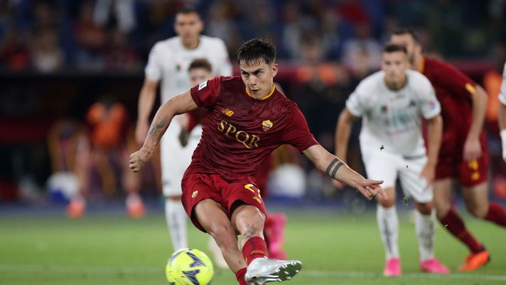 Roma-Spezia, il retroscena sul rigore: Dybala è disturbato, Zalewski lo difende - immagine 1
