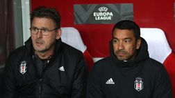 Caos Besiktas, si dimette il presidente Hasan Arat. E Van Bronckhorst ora rischia