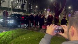 125 anni Milan, l’arrivo di Fonseca al party nel silenzio dei tifosi | VIDEO