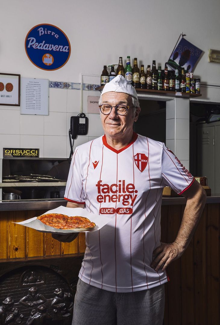 La maglia Home del Calcio Padova 2023/24 - immagine 7