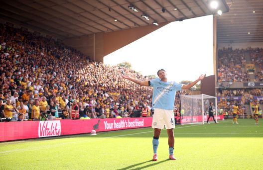 Reijnders esulta dopo la rete in Wolverhampton-Manchester City al Molineux il 16 agosto 2025 a Wolverhampton, Inghilterra. (Foto di Alex Pantling/Getty Images). Manchester City-Tottenham, tra gloria passata e nuovi orizzonti: un film di aspettative e ripartenze- immagine 5