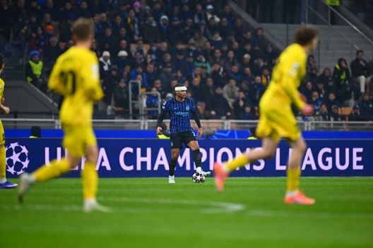 Inter, Barella fantasma: inghiottito dalla partita. Lontano dai vecchi splendori. Naufragio Akanji- immagine 3