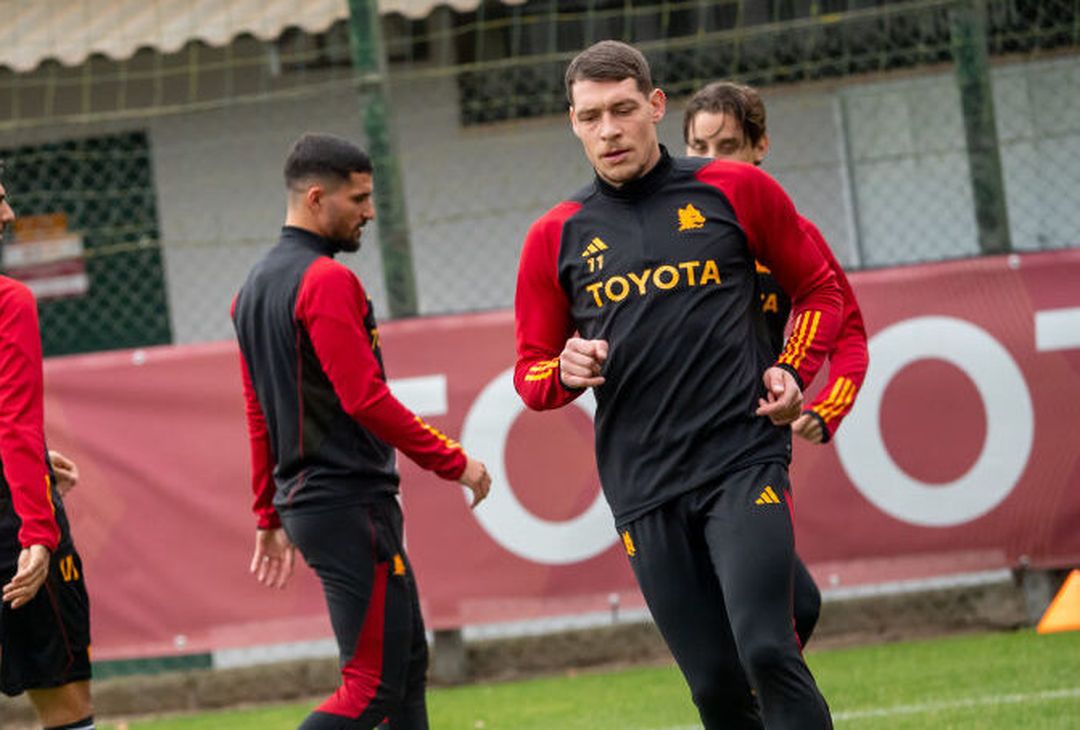 Roma, primo allenamento a Trigoria dopo la Fiorentina – FOTO GALLERY - immagine 25