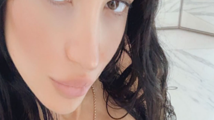 Sarah Kohan, intimo hot e fisico da urlo. L’ex lady Hernandez manda in tilt i social - immagine 1